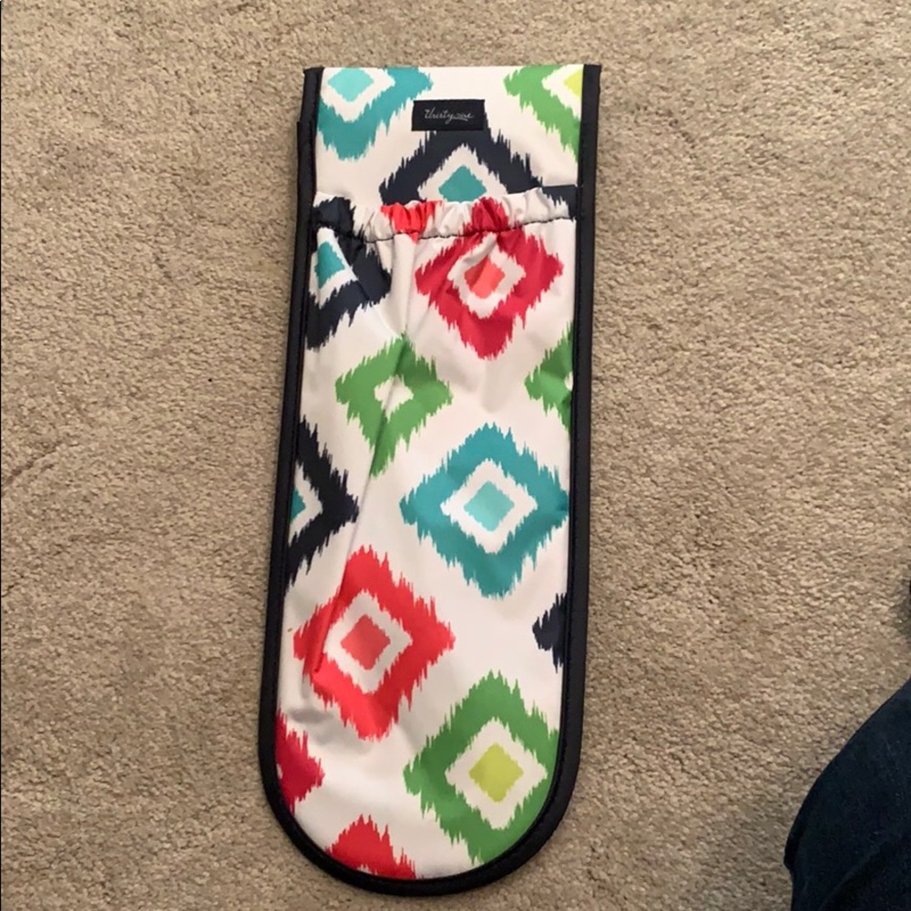Thirty one curling iron/ straightener bag
